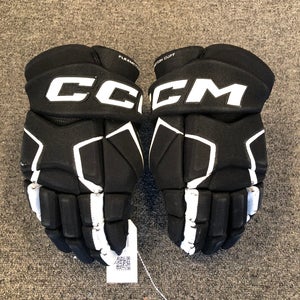 Senior CCM Tacks AS 580 Gloves 13" (Used)