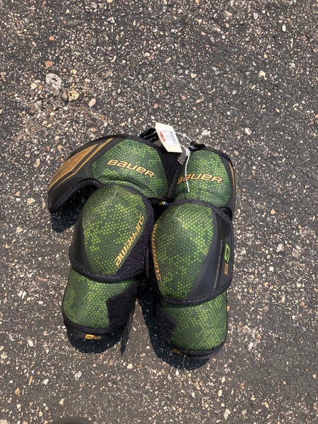 Junior Medium Bauer GS Elbow Pads (Used)