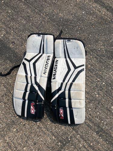 24" Youth Vaughn Velocity V10 Goalie Leg Pads (Used)