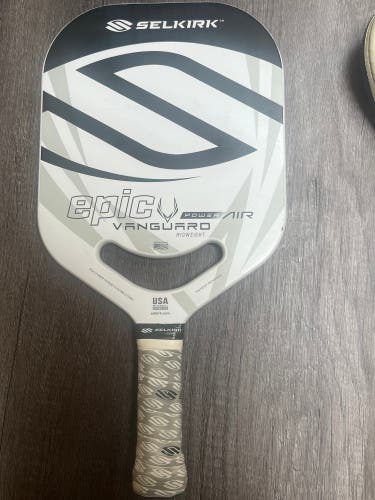 White Selkirk Vanguard Power Air Epic Midweight Pickleball Paddle (Used)