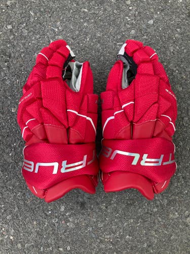 True Catalyst 9X3 Gloves | Senior 14"