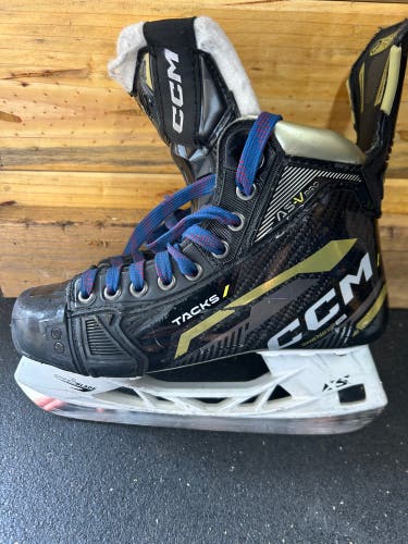 CCM AS-V Pro Hockey Skates Regular Width Size 4.5 (Used)