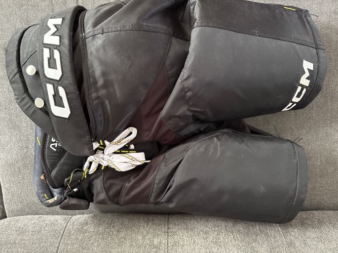 CCM AS-V PRO Hockey Pants