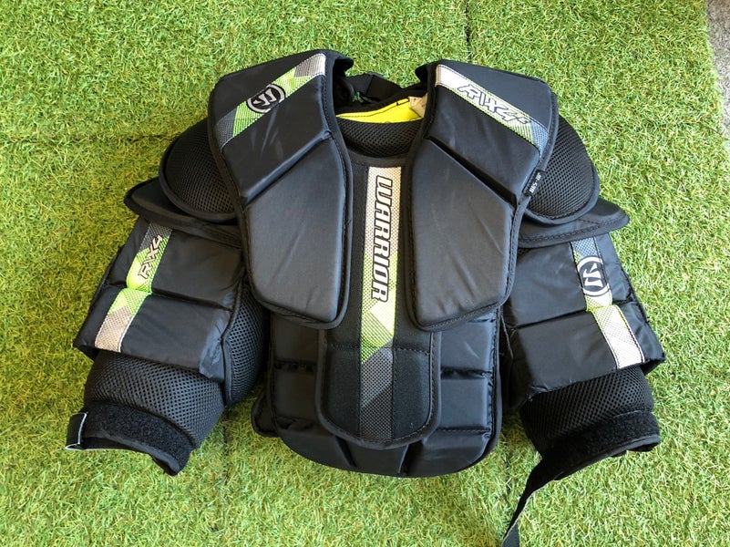 Junior Small / Medium Warrior RITUAL X4 E Goalie Chest Protector (Used)