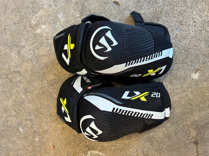 Medium Junior Warrior Alpha LX 20 Elbow Pads (New)