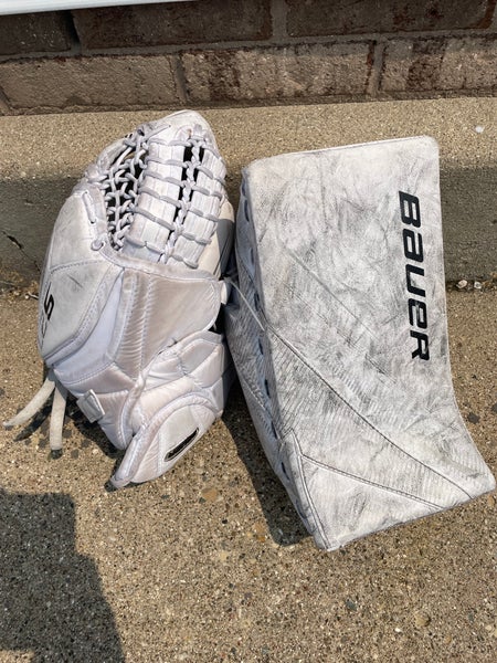 Junior Bauer Supreme S27 Goalie Gloves & Blockers Regular (Used)