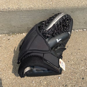 Junior Vaughn Ventus LT68 Goalie Glove & Blocker
