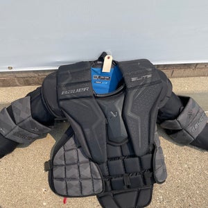 Senior Large Bauer Elite Goalie Chest Protector (Used)