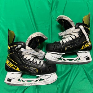 CCM Super Tacks 9370 Hockey Skates | Junior 3 (Regular)
