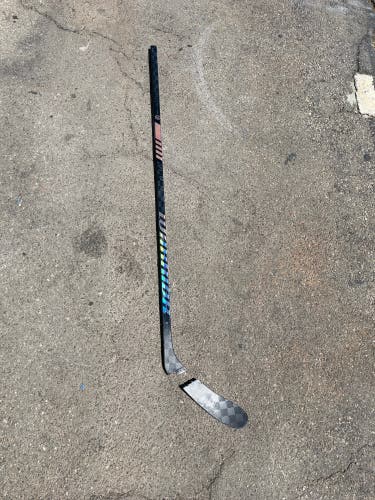Broken Senior Warrior Super Novium Left Hand Hockey Stick W28 (Used)