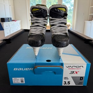 Bauer Vapor 3X Hockey Skates Regular Width Size 3.5 (Used)
