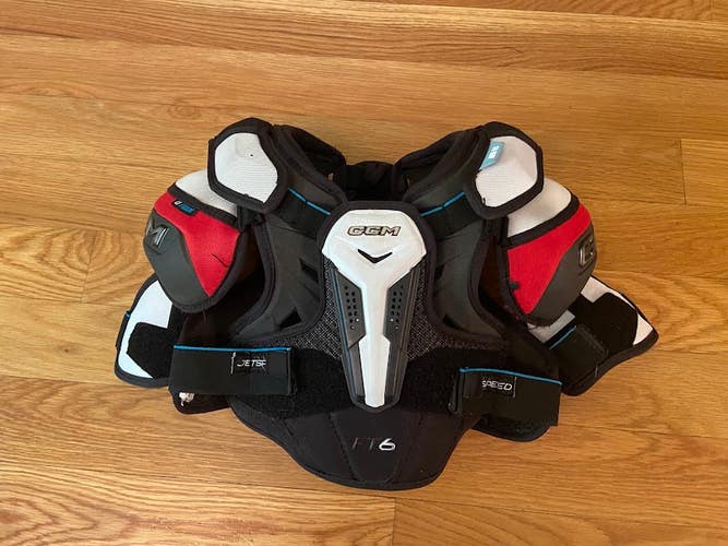 Medium Junior CCM JETSPEED FT6 Shoulder Pads (Used)