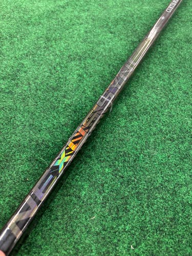 Intermediate Bauer Nexus Sync Hockey Stick Right Handed P28 Pro Stock (Used)