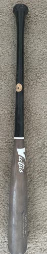 Victus Tatis Birch Bat (-7) 23 oz 30" (Used)