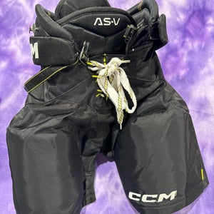 Black Junior Medium CCM Tacks AS-V Hockey Pants (Used)