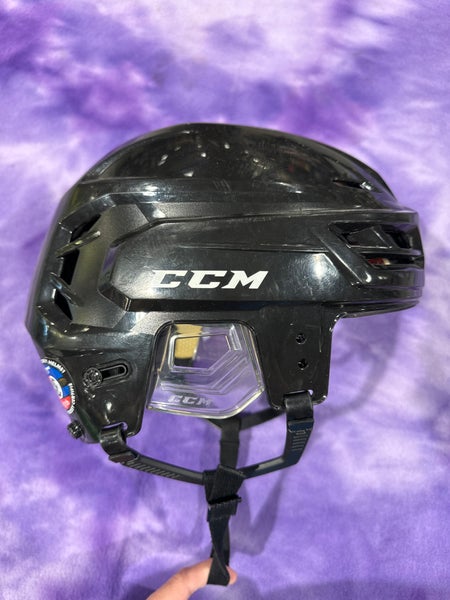 Black Large CCM Resistance 110 Helmet (Used)