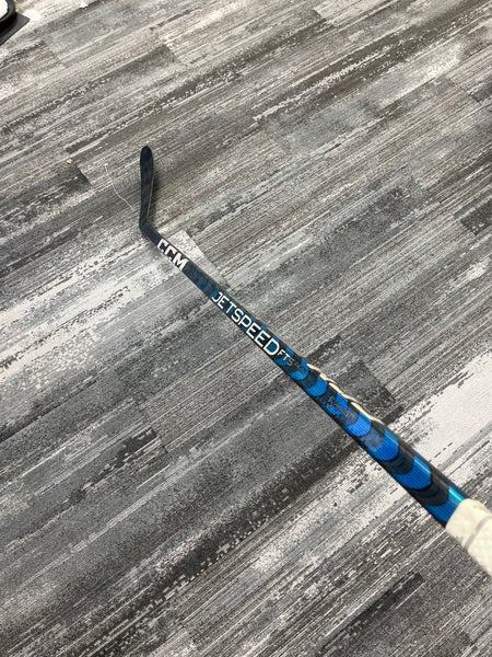 Junior CCM JetSpeed FT5 Pro Hockey Stick Right Handed (Used)