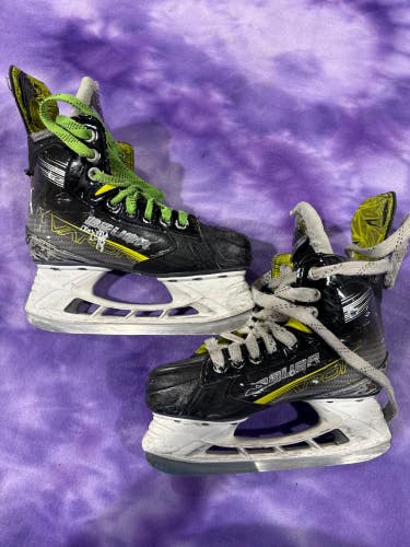 Bauer Vapor X4 Hockey Skates | Junior 3 (Used)