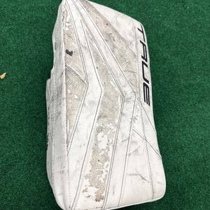 White Intermediate True Catalyst 7x3 Goalie Blocker Regular (Used)