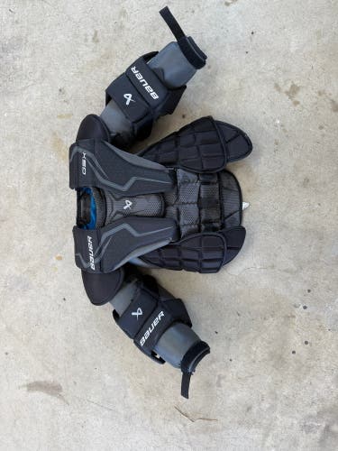 Small / Medium  Bauer GSX Goalie Chest Protector (Used)