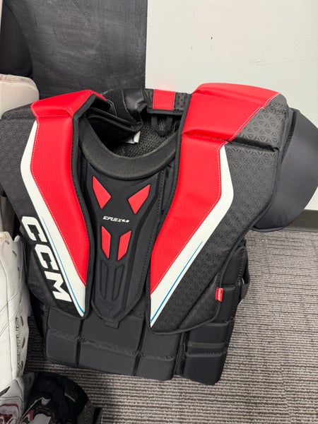 XL  CCM Eflex 6.9 Goalie Chest Protector (New)
