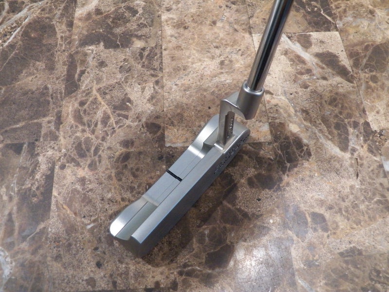 NEW RIGHT HAND TITLEIST SCOTTY CAMERON SPECIAL SELECT NEWPORT  GOLF PUTTER 35"