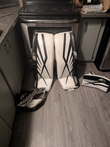 34" Brian's Sub-Zero 7.0 Regular Goalie Full Set (Used)