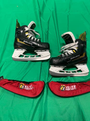 Youth Bauer Supreme M4 Hockey Skates Regular Width 13 (Used)