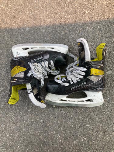 Bauer Supreme 3S Hockey Skates | Intermediate Size: 6