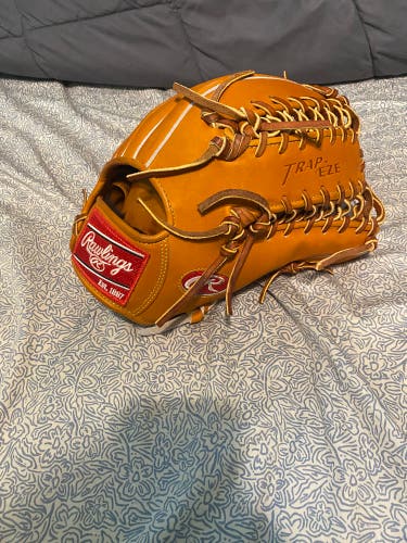Rawlings RH Outfield Heart of the Hide Baseball Glove 12.75" (New)