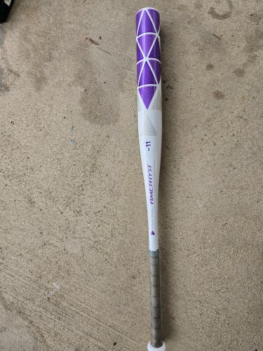 Easton Amethyst Alloy Bat (-11) 20 oz 31" (Used)