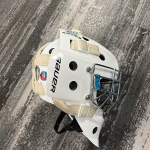 White Junior Bauer 930 Goalie Mask (Used)