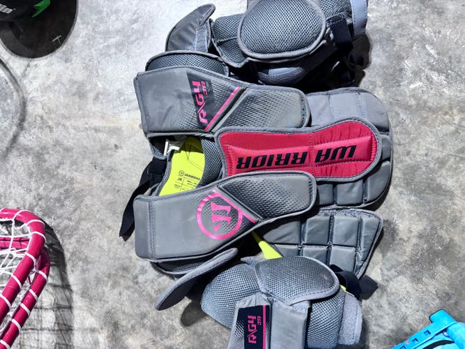 Small / Medium Warrior Goalie Chest Protector