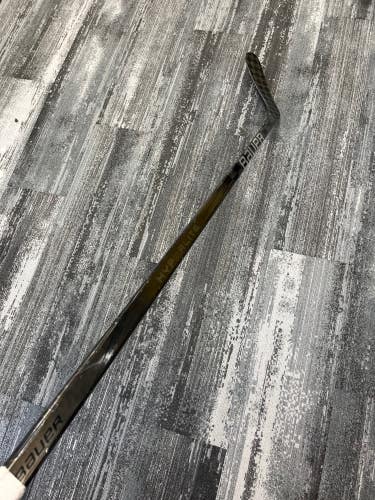 Senior Bauer Hyperlite 2 Hockey Stick Left Hand P92 Pro Stock (Used)