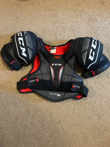 Medium Senior CCM Jetspeed LE Shoulder Pads (Used)