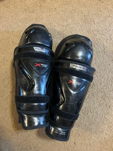 Senior Bauer vapor x900 lite 14" Shin Pads (Used)