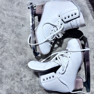 Jackson Ultima Freestyle Figure Skates C Adult 5 (Used)