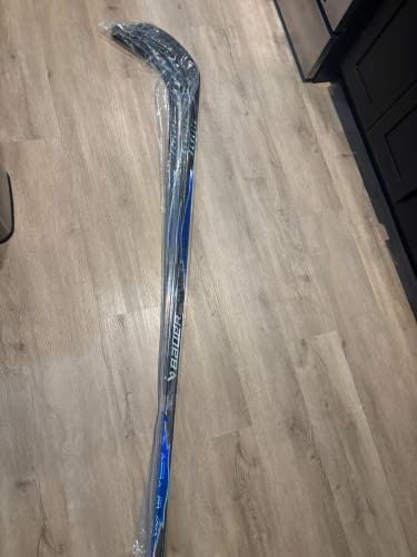 Custom 2025 Bauer FlyLite Stick P92 82 Flex