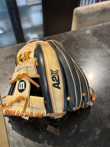Wilson RH A2K Super Skin Baseball Glove 11.75" (Used)
