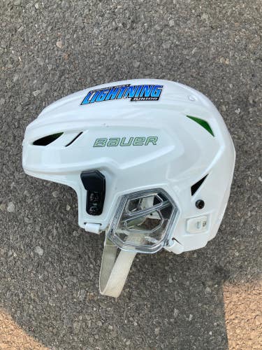 Bauer Hyperlite Helmet | Size: Small