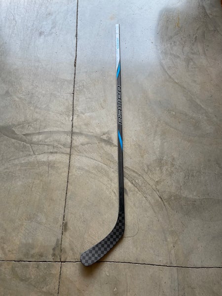 Senior Bauer Nexus League Right Handed Hockey Stick P92 (Used)