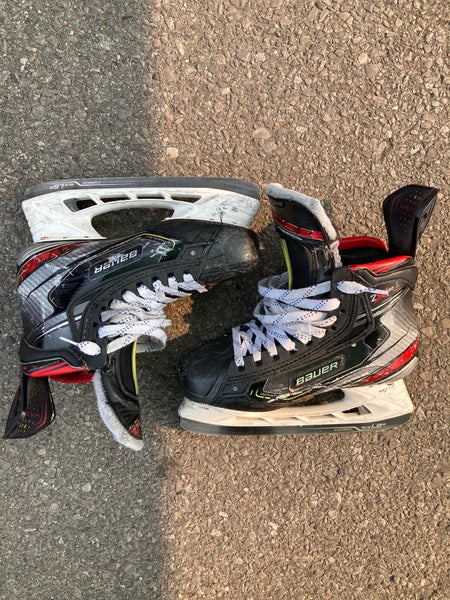 Bauer Vapor 2X Pro Hockey Skates Regular Width | Intermediate Size: 4.5