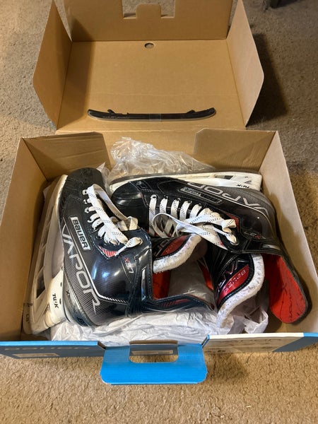 Bauer Hockey Skates Regular Width  6.5 (Used)