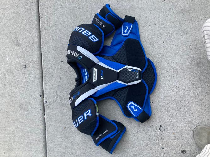 Medium Senior Bauer Nexus 2N Shoulder Pads (Used)