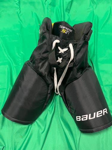 Black Junior Medium Bauer Supreme S29 Hockey Pants (Used)