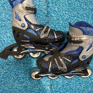Tracer Roller Derby Adjustable 2-5 Roller Skates (Used)