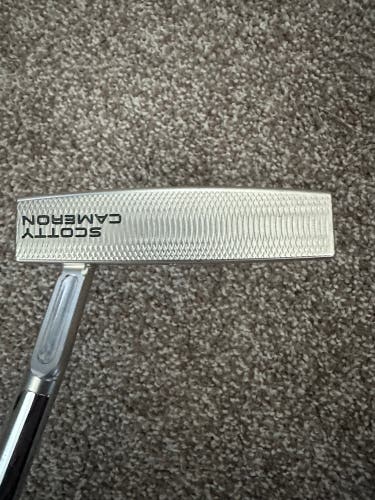 Men's Scotty Cameron Right Handed Putter (Used)