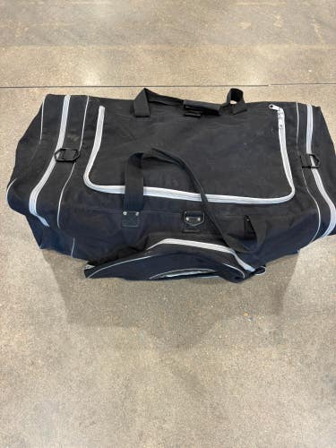 The Hockey Group Vapor Bag (Used)