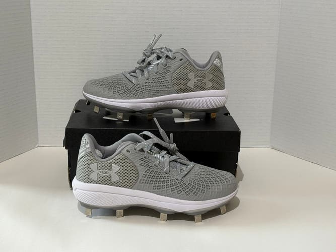 Size 6.5 Under Armour Women’s Glyde 2 MT Softball Cleats 3026601-102