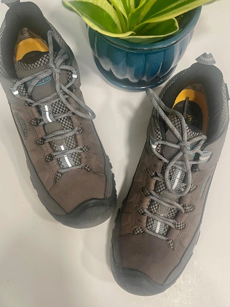 KEEN TARGHEE III WATERPROOF  US 9, EU 39.5 UK 6.5